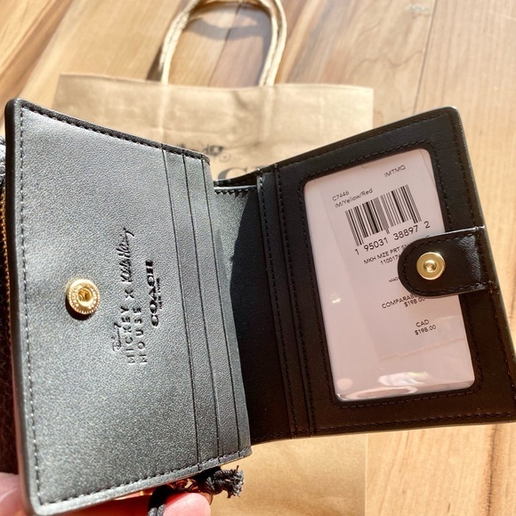 🌈🏅NEW🏅Coach Disney Mickey Mouse wallet/leather/has coins zip pocket - Picture 4 of 8